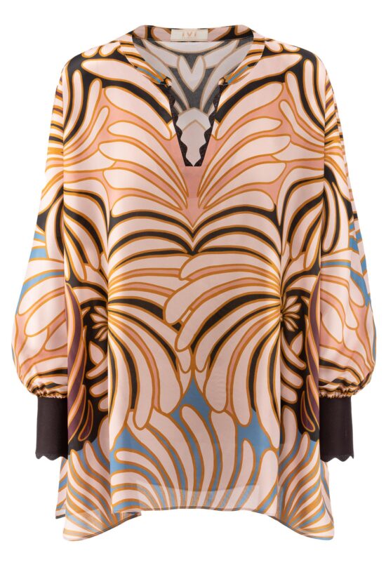 IVI collection SWIRL hochwertige Seidentunika in den Farben rose und schwarz aus der Resort25 Kollektion. IVI collection SWIRL high-quality silk tunic in the colors rose and black from the Resort25 collection.