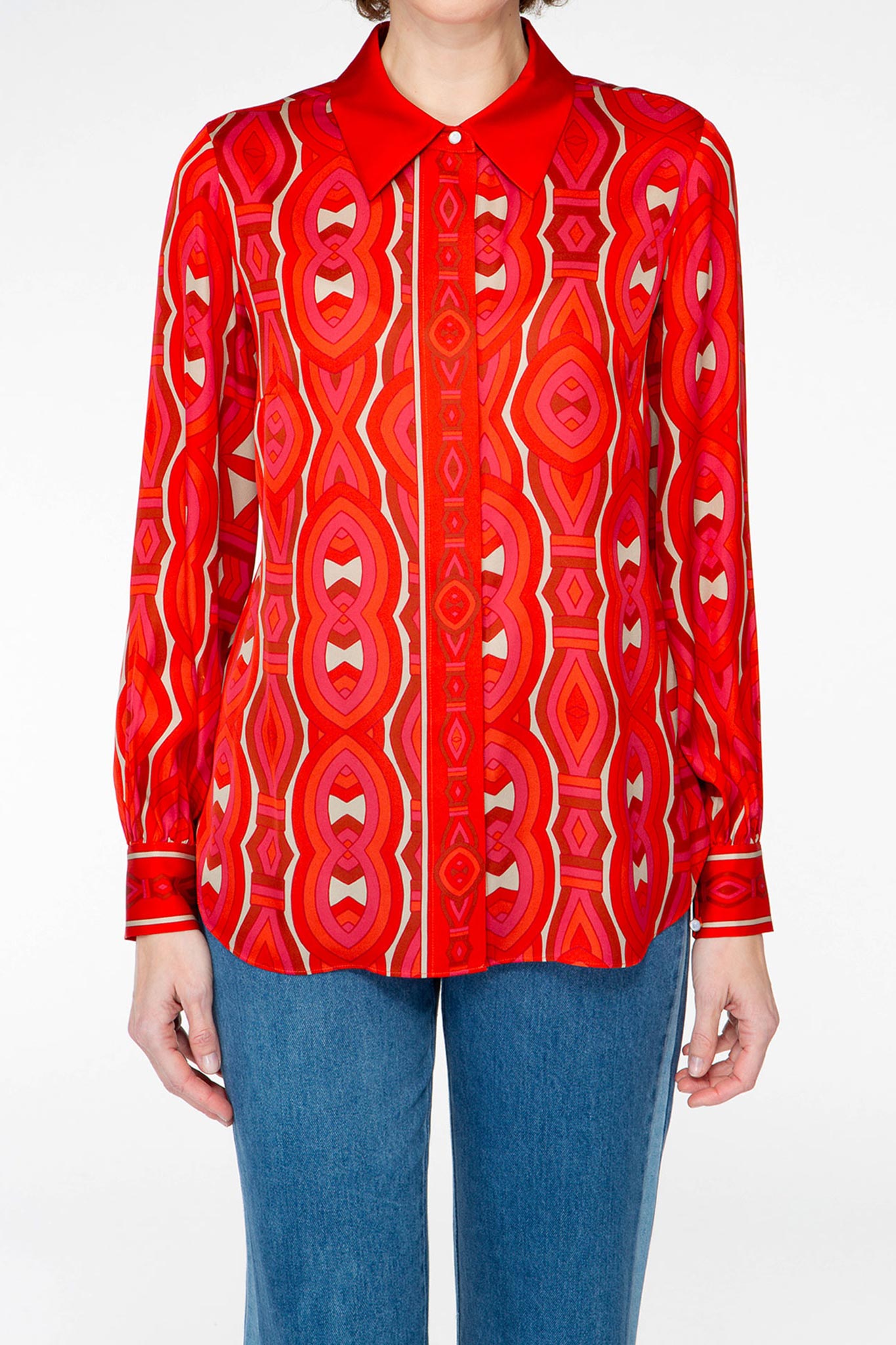 IVI collection GRACE elegante Hemdbluse aus Seide mit durchgehender Knopfleiste mit graphischen Print in leuchtenden Rot-Farben aus der AW24 Kollektion. IVI collection GRACE elegant silk shirt blouse with full-length button placket with graphic print in bright red colors from the AW24 collection.