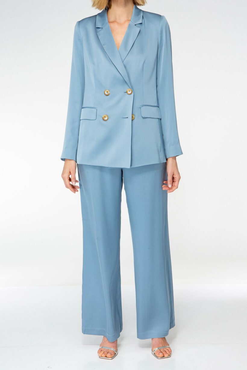 IVI collection light blue blazer in relaxed fit made from silk from aw24 collection